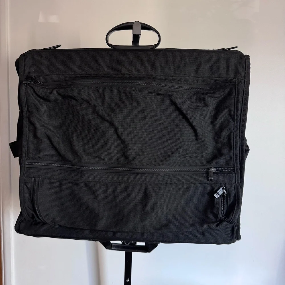 Tumi Black Men's Travel Garment Bag
